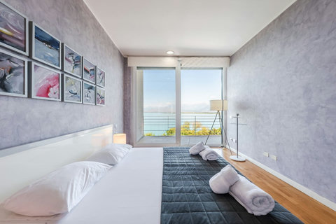 Bedroom 1 - Double Room (King Size | First Floor)