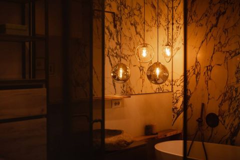 Bathroom 1 (Ensuite to bedroom 1)