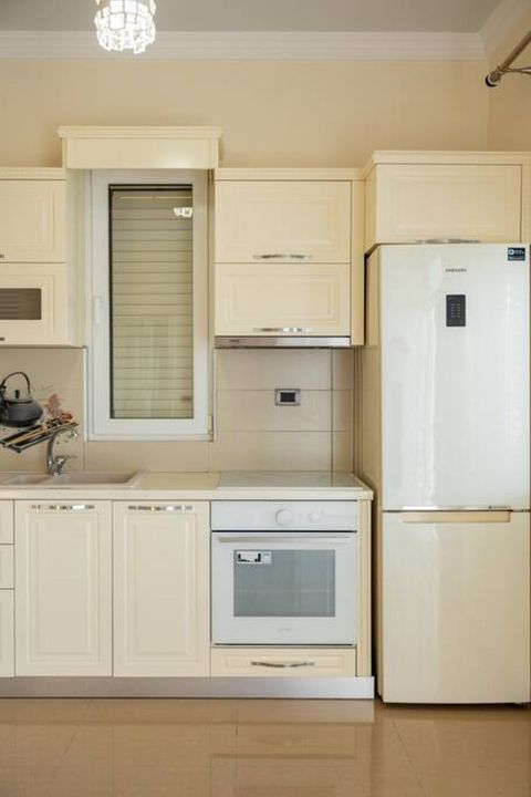 Fully-equipped kitchen details