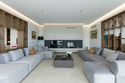 Living room (Ground floor)