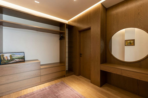 Bedroom 1 details (First floor)