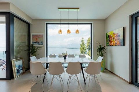 Dining area (Ground floor)