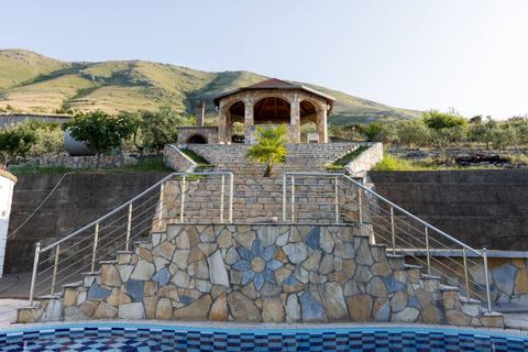 Stairs leading to the dining area