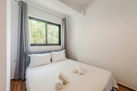 Bedroom with a double bed