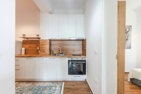 Fully-equipped kitchen