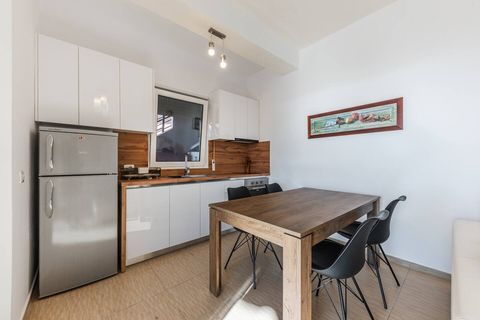 Dining area and fully-equipped kitchen