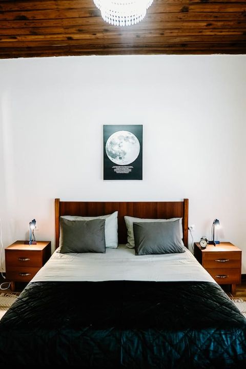 Bedroom 1 with a double bed (King Size)