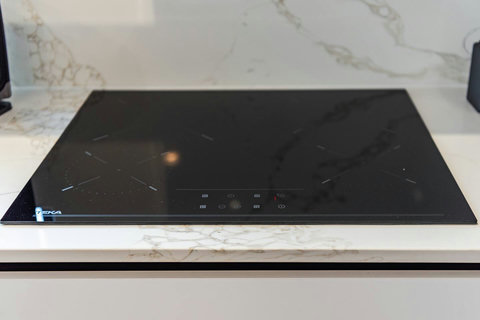 Fully-equipped kitchen details (Ground floor)