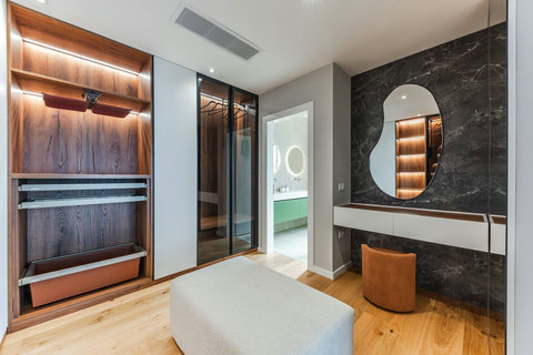 Bedroom 2 wardrobe (First floor)