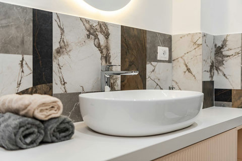 Bathroom 4 details (First floor)