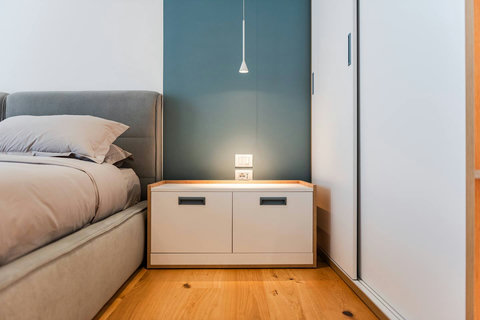 Bedroom 4 with a king bed (First floor)