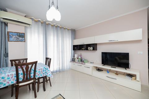 Living Room & Dining Area