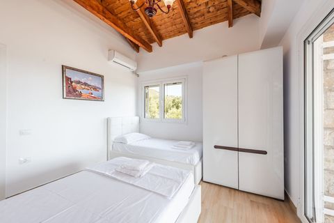 Bedroom 3 - Double Room (2 single Beds | First Floor)