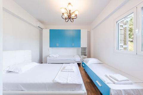 Bedroom 1 - Triple Room (3 single beds | Ground Floor)