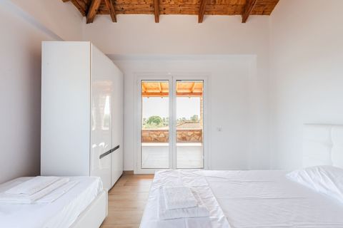 Bedroom 3 Details - Double Room (2 single Beds | First Floor)