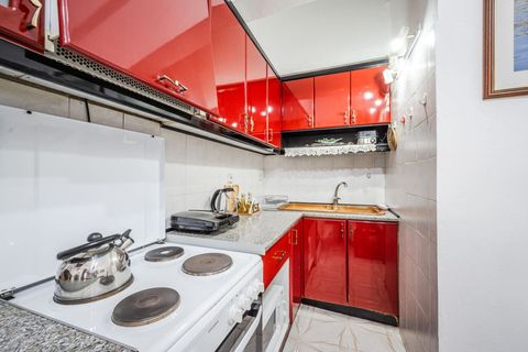 Fully-equipped kitchen details