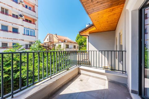 Patio (Attached to bedroom 2)