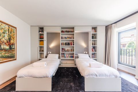 Bedroom 1 details (First floor)