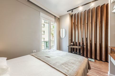 Bedroom with a double bed