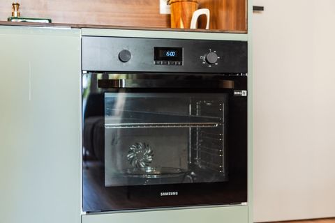 Fully-equipped kitchen details