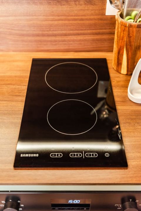 Fully-equipped kitchen details