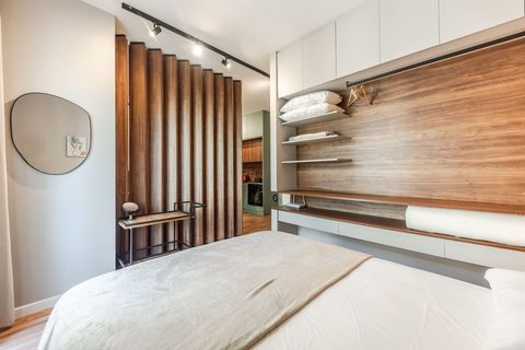 Bedroom with a double bed