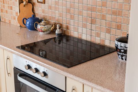 Fully-equipped kitchen details