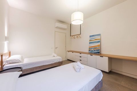 Bedroom 2 - Double room (Two Single Beds | The Main House)