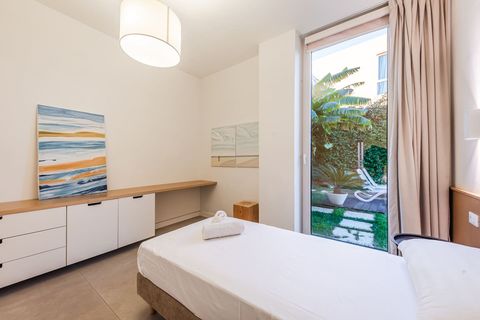 Bedroom 2 - Double room (Two Single Beds | The Main House)