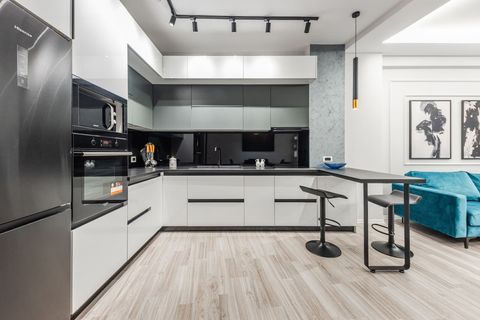 Fully-equipped kitchen