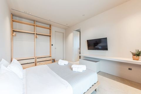 Bedroom 2 with 1 double bed