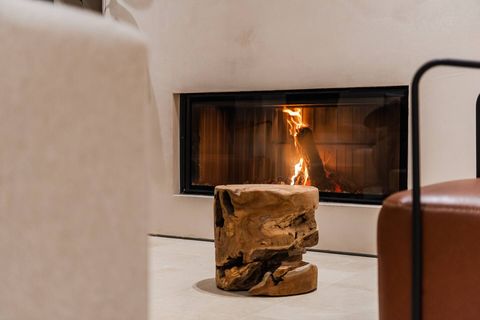 Living room 2 details