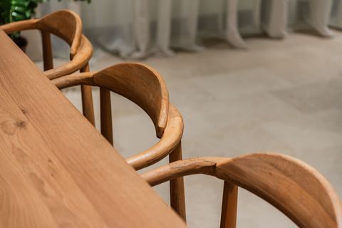 Dining area 1 details