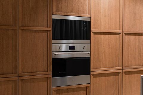 Fully-equipped kitchen details