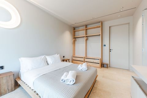 Bedroom 2 with 1 double bed