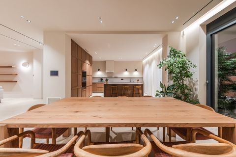 Dining area 1 & Fully-equipped kitchen