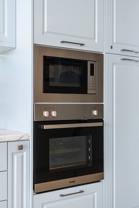 Fully-equipped kitchen details