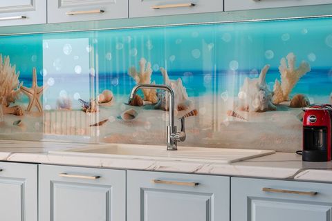 Fully-equipped kitchen details