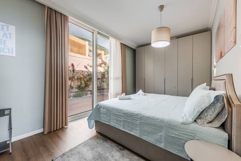 Bedroom 1 with a double bed (King size)