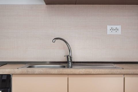 Fully-equipped kitchen details