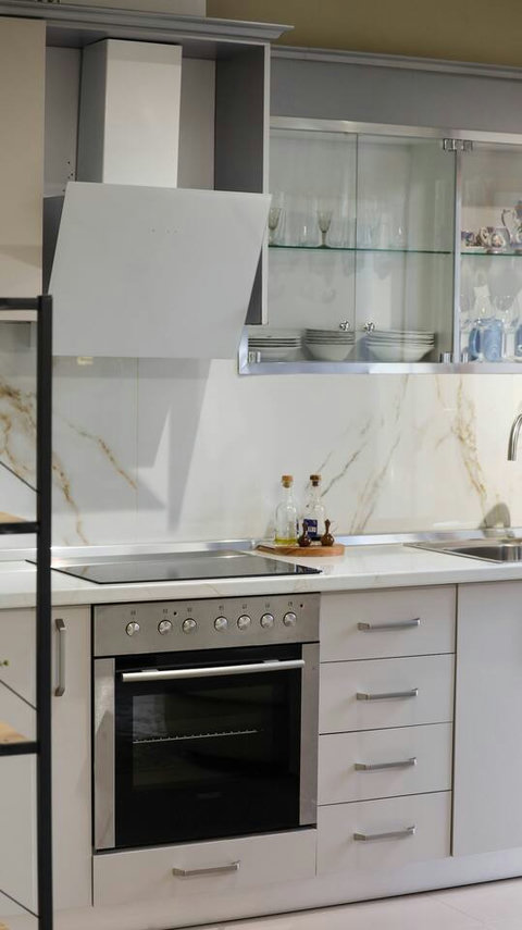 Fully-equipped kitchen details