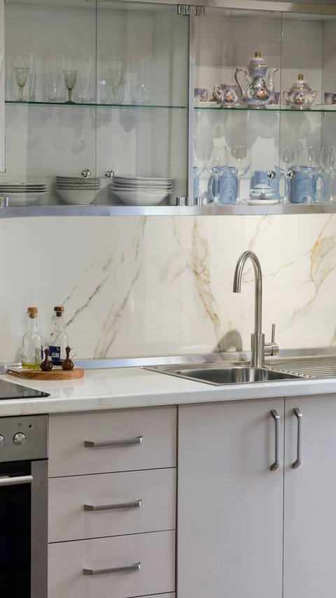 Fully-equipped kitchen details