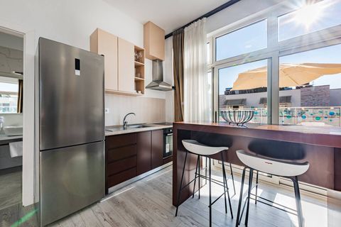 Fully-equipped kitchen and dining area