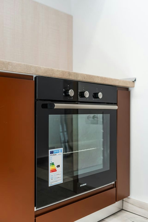 Fully-equipped kitchen details