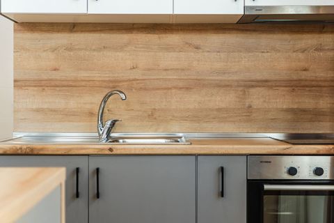 Fully-equipped kitchen details