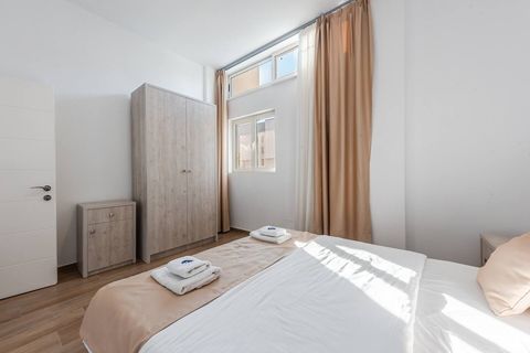 Bedroom with a double bed