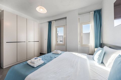 Bedroom with a double bed