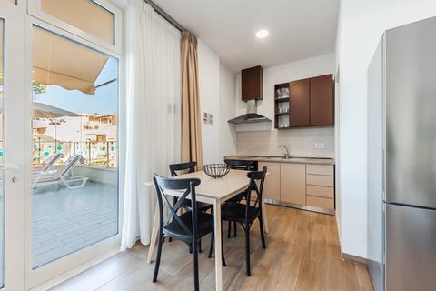 Dining area and fully-equipped kitchen