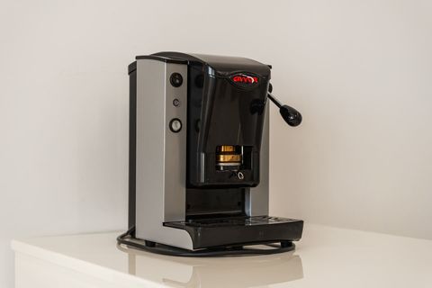 Fully-equipped kitchen details