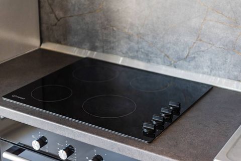 Fully-equipped kitchen details